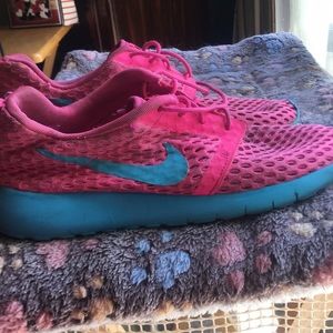 Nike roshe one rosheone flight weight